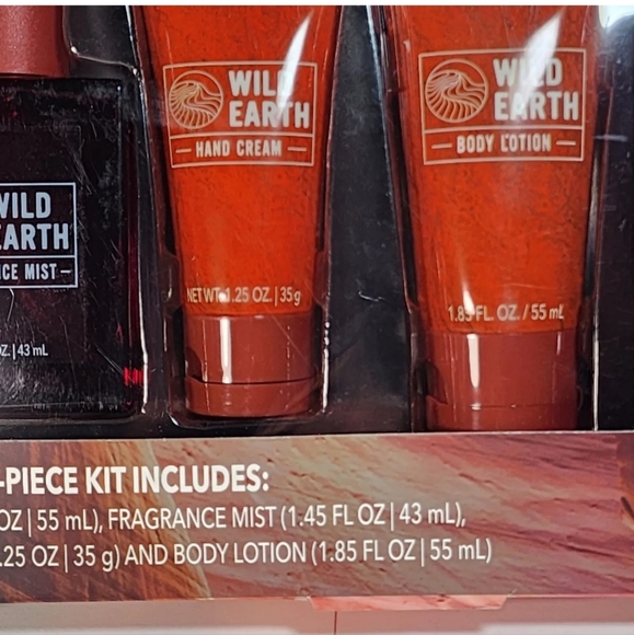 Wild Earth 4 Piece Kit Shower Gel, Fragrance Mist, Hand Cream & Body Lotion - Picture 4 of 6